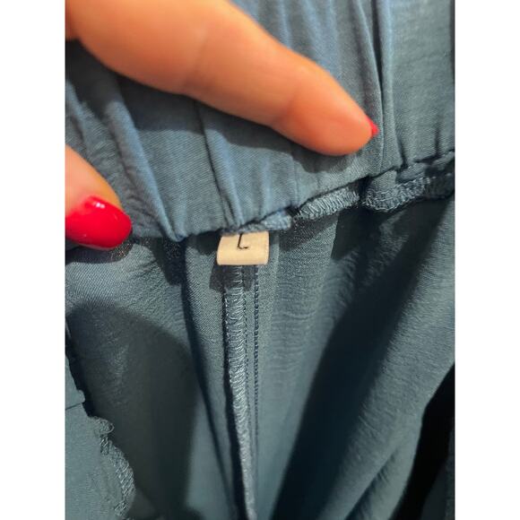 Blue Wide-Leg High-Waisted Tie-Front Pants – Size Large – Flowy Minimalist Chic - Picture 5 of 10